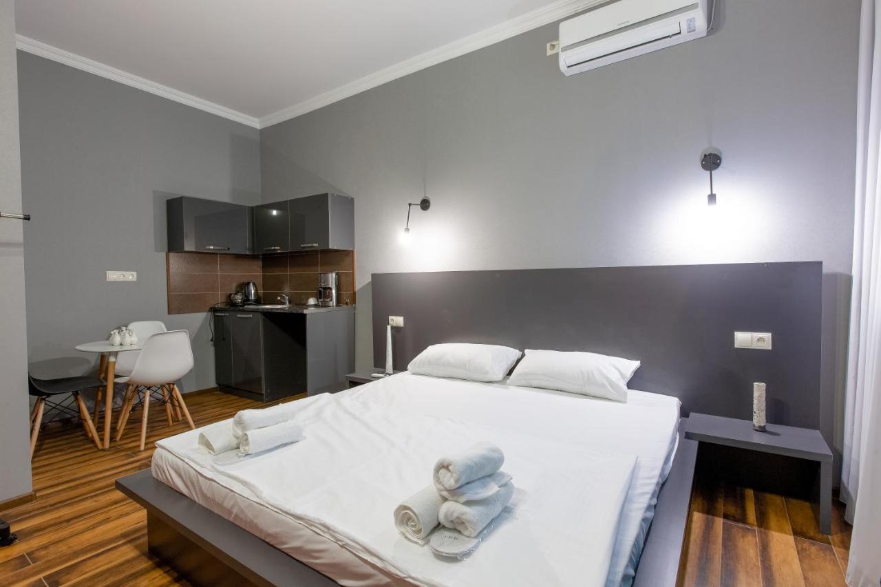 4 Rooms Сігнагі Екстер'єр фото