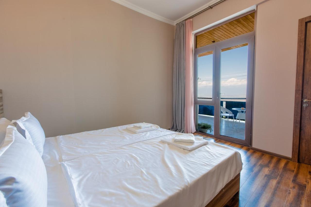 4 Rooms Сігнагі Екстер'єр фото